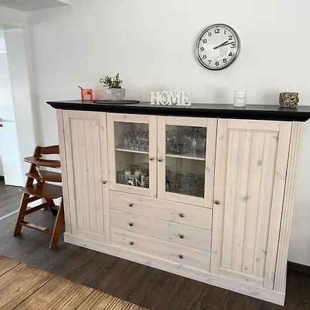 아파트 Primeloft Hirsch - Gemuetlich & Geraeumig - Bis 4 Pers - Eigener Eingang & Parkplatz - 84qm Im Eg 브라운라제