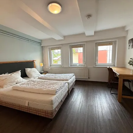 Primeloft Hirsch - Gemuetlich & Geraeumig - Bis 4 Pers - Eigener Eingang & Parkplatz - 84qm Im Eg * 브라운라제