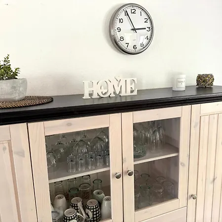 아파트 Primeloft Hirsch - Gemuetlich & Geraeumig - Bis 4 Pers - Eigener Eingang & Parkplatz - 84qm Im Eg 브라운라제