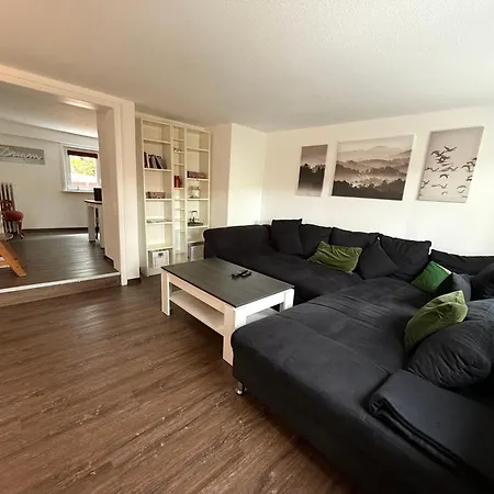 Primeloft Hirsch - Gemuetlich & Geraeumig - Bis 4 Pers - Eigener Eingang & Parkplatz - 84qm Im Eg 아파트 브라운라제