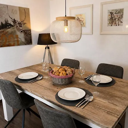 Primeloft Hirsch - 3 Min Zur Wurmbergseilbahn - Eg - Eigener Eingang - Parkplatz - 84qm Apartment Braunlage