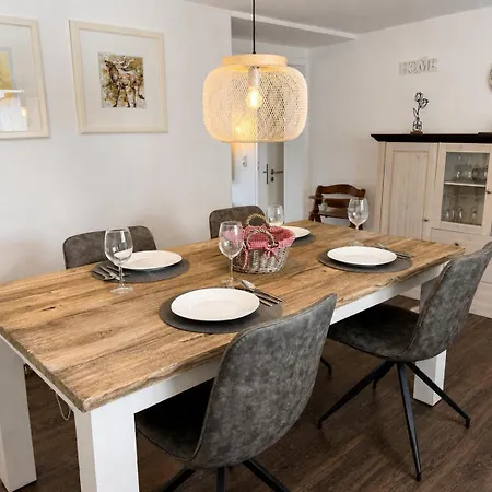 Apartment Primeloft Hirsch - 3 Min Zur Wurmbergseilbahn - Eg - Eigener Eingang - Parkplatz - 84qm Braunlage