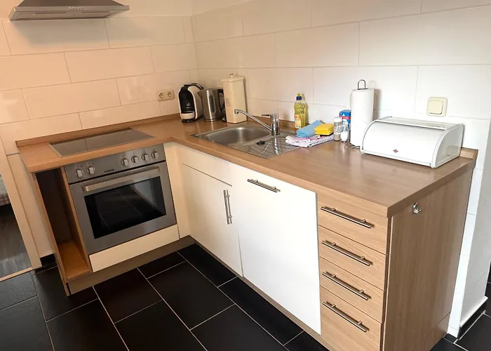 Primeloft Hirsch - Gemuetlich & Geraeumig - Bis 4 Pers - Eigener Eingang & Parkplatz - 84qm Im Eg Daire