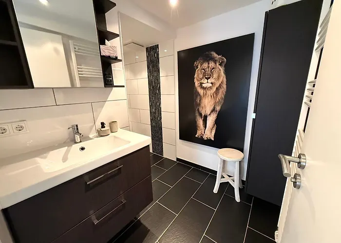 Primeloft Hirsch - Gemuetlich & Geraeumig - Bis 4 Pers - Eigener Eingang & Parkplatz - 84qm Im Eg Daire Braunlage