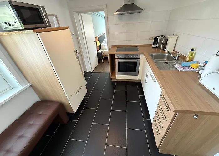 Primeloft Hirsch - Gemuetlich & Geraeumig - Bis 4 Pers - Eigener Eingang & Parkplatz - 84qm Im Eg *